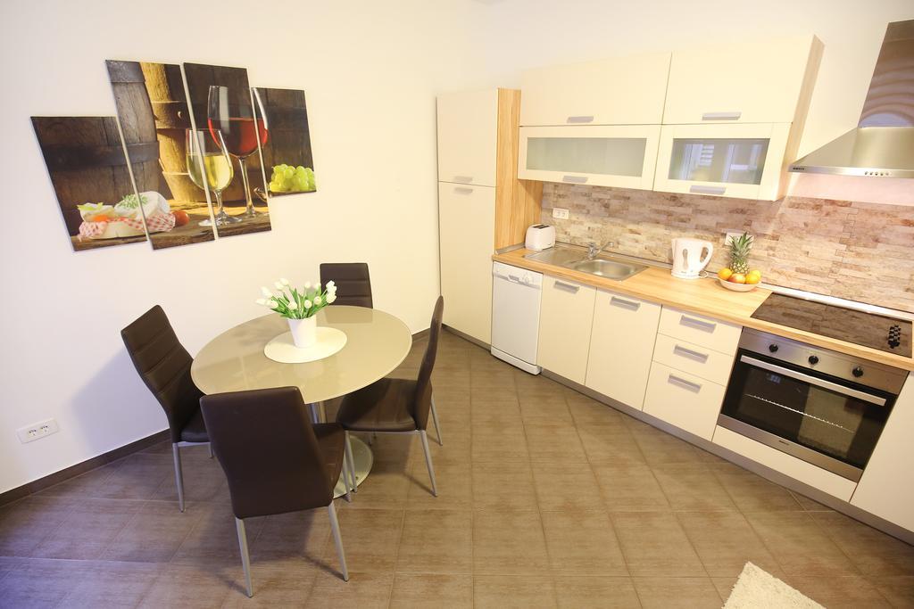 Allegro Exclusive Suites Old Town Center Задар Экстерьер фото